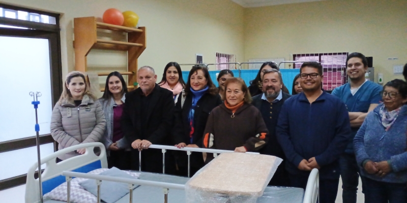 Servicio de Salud Aconcagua recibió la primera entrega de catres clínicos del Gobierno Regional
